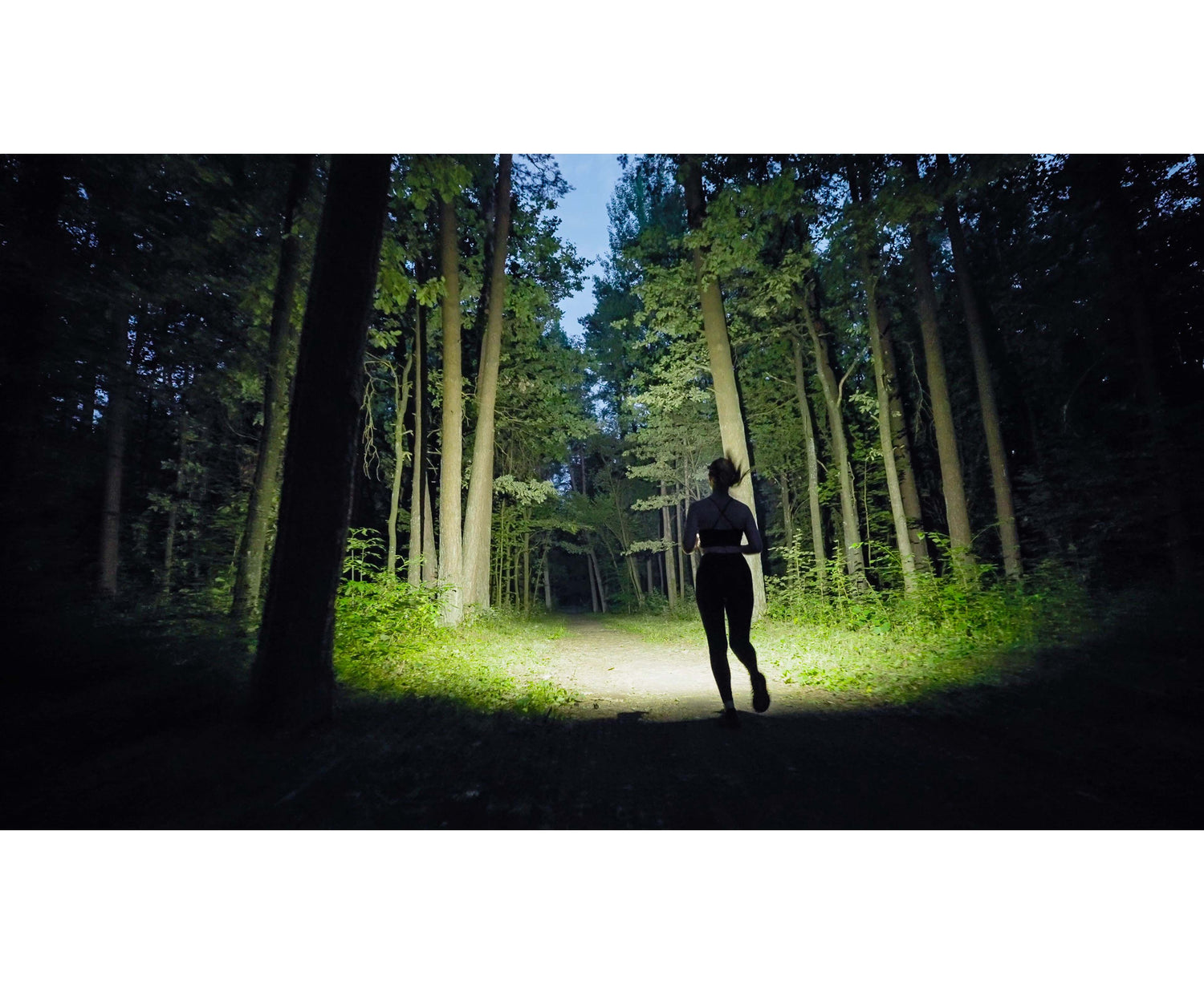 Armytek Flashlights Wizard C2 Pro Max LR Topla